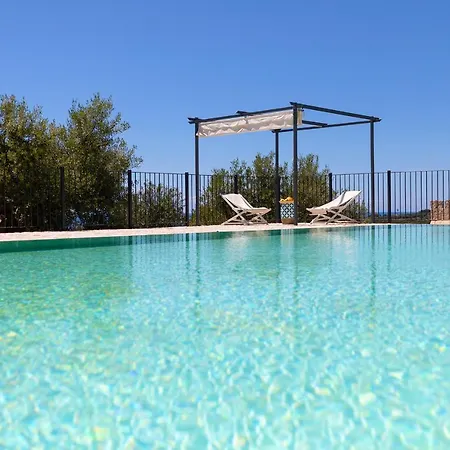 Villa Tenuta Regina Castrignano del Capo