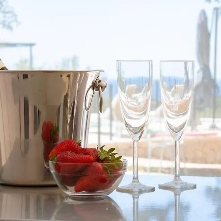 Villa Tenuta Regina Castrignano del Capo